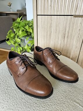 Rockport | Sheldyn Cap Toe | C15265 | Men's Classic Oxford SZ 7 | Brown Leather